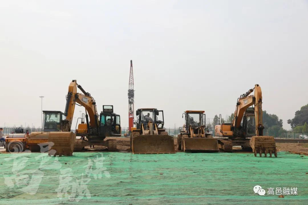 我县在石家庄国际陆港京东电商产业园项目现场参加全市三季度重点项目集中开工活动|雷火电竞在线登录官网(图3)